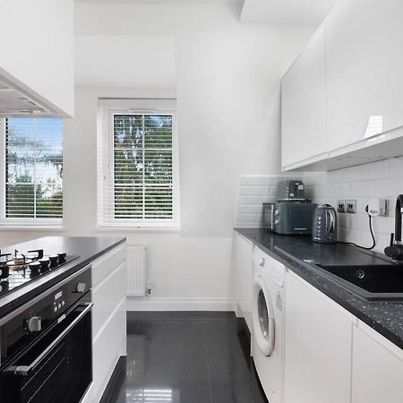 Roomy One Bed Loft Apartment Bishop's Stortford Exterior foto